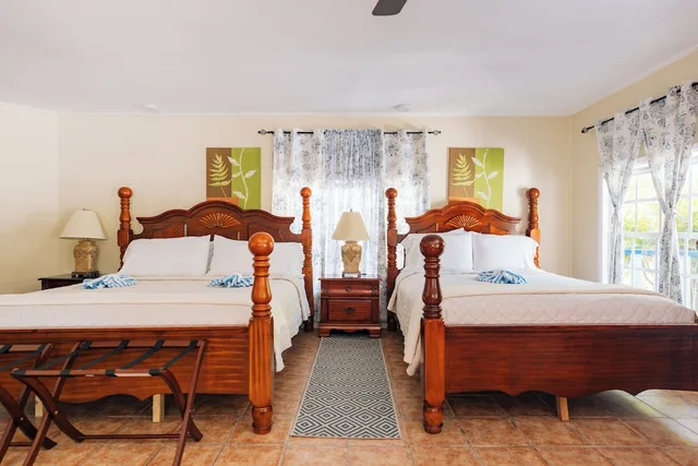 Deluxe, Cabin, King and Queen Bed, Garden View, Garden Area، Blue Marlin Beach Resort 2/4