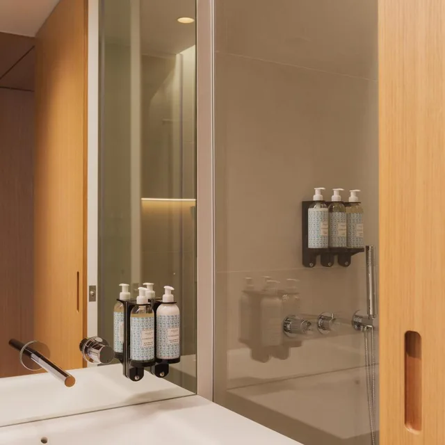 Connecting, Double Bed, Light View، Lumen Hotel and The Lisbon Light Show 6/7
