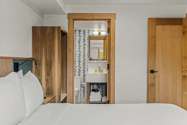 شقة سكنية بسرير كينج وسرير كوين وسرير بطابقين، Hotel Canoe & Suites 4/10