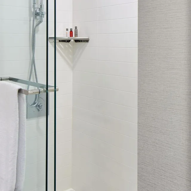 غرفة بسرير كينج بحوض استحمام لذوي الإعاقة، Columbus Marriott Northwest 9/10