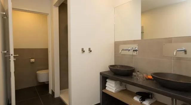 Superior, EYE HOTEL 3/3