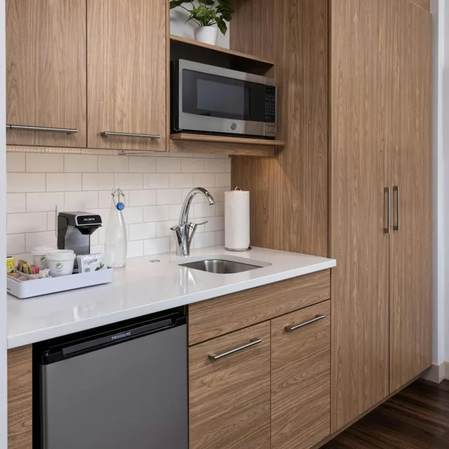 غرفة قياسية بسرير كينج، Element Minneapolis Downtown 7/7
