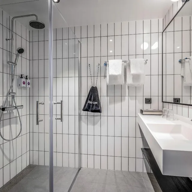 Junior Suite, Sea View, QUALITY HOTEL WATERFRONT 3/4