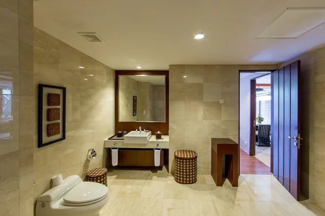 1 Bedroom, Suite, King Bed, Pool Access, Le Grande Bali 3/5