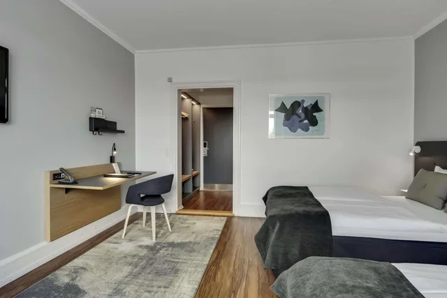 غرفة بريميوم بسريرين كوين بإطلالة على المدينة، Hotel Svendborg 7/9