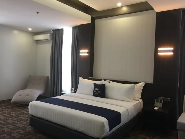 جناح بريميير بسرير كينج، Mezzo Hotel 2/5