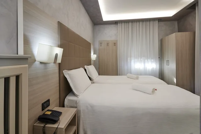 Room, Twin Beds, Hotel Galimberti 7/9