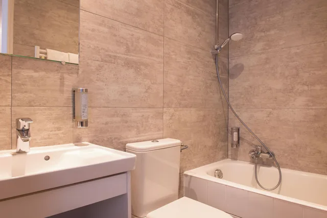 غرفة سوبيريور بإطلالة على الجبل، Hotel Istria Paris 3/3