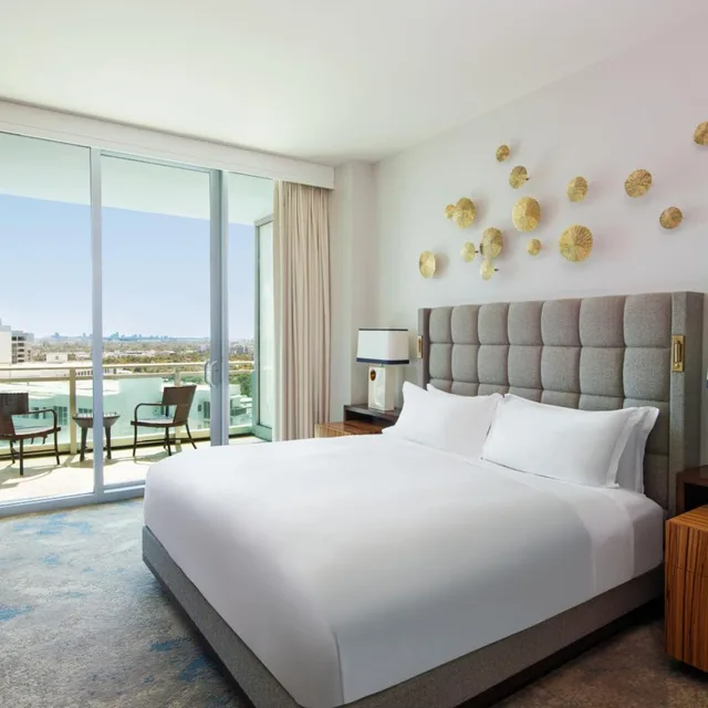 1 Bedroom, Suite, Ocean View, Ritz Carlton Bal Harbour 1/2