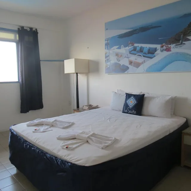 غرفة ديلوكس مفردة، La Suite Praia 1/9