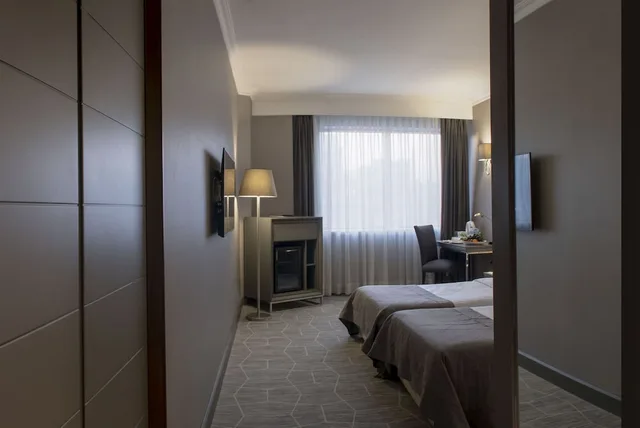 غرفة متصلة سوبيريور عائلية، Taksim Square Hotel 3/4