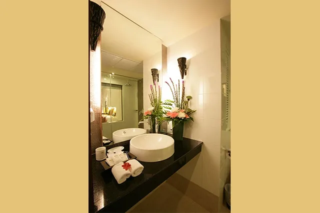 جناح بسرير مزدوج، Maninarakorn Hotel 2/3