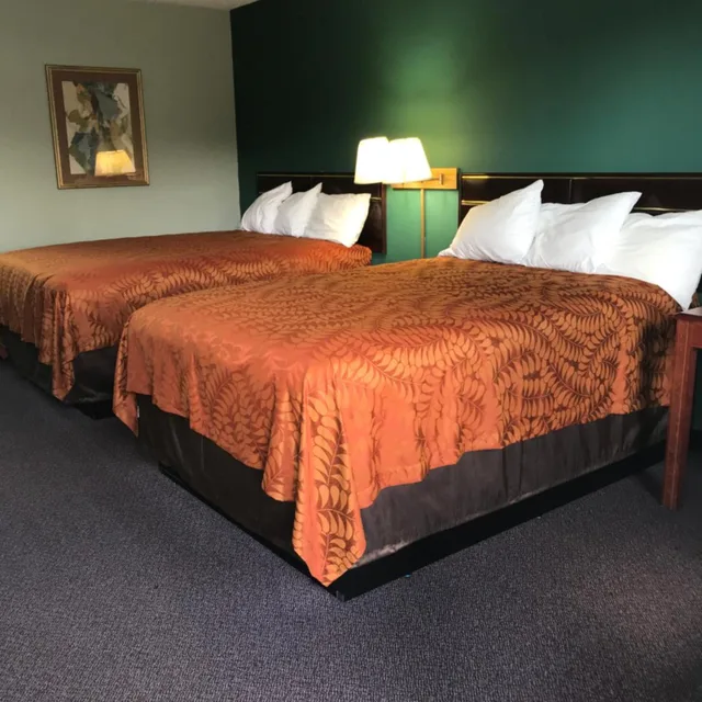 Room, 2 Double Beds, Smoking, Americas Best Value Inn Manchester TN 1/4