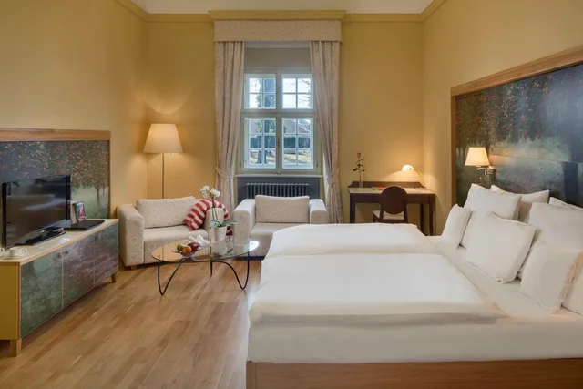 غرفة قياسية بسرير مزدوج، Chateau Heralec 2/5