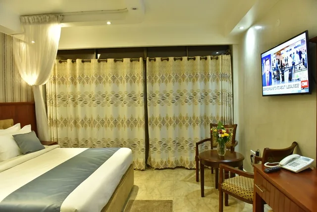 غرفة ديلوكس بسرير كينج، Interservice Hotel 2/4