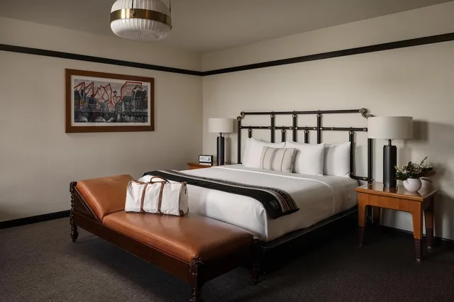 Millennium, Junior Suite، Chicago Athletic Association 2/2