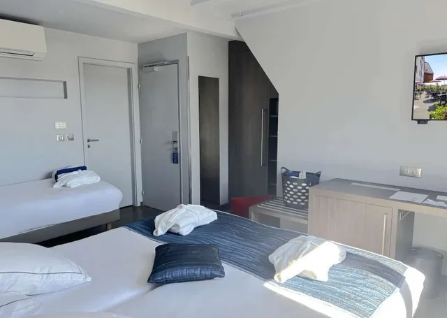 غرفة عائلية بثلاثة أسرّة، Best Western Plus Hotel and SPA Le Schoenenbourg 4/6