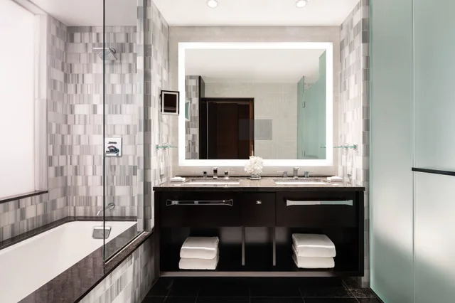 غرفة ديلوكس بسريرين كوين بإطلالة على المدينة، THE RITZ-CARLTON LOS ANGELES 7/10