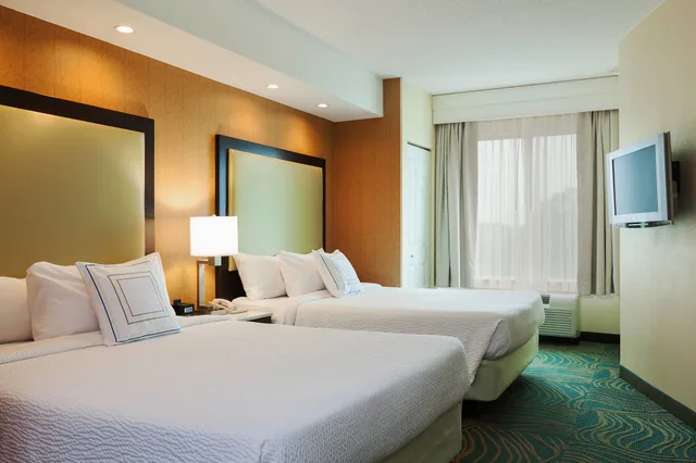 استوديو بسريرين كوين مع أريكة، SpringHill Suites Charlotte Lake Norman/Mooresville 1/9