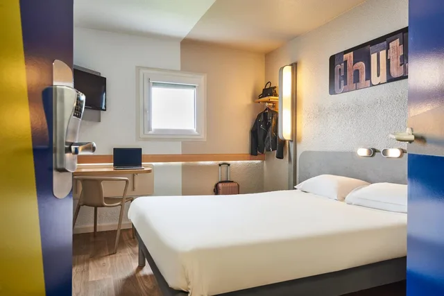 غرفة قياسية بسرير مزدوج، Ibis Budget Versailles Chateau Saint Cyr 3/10