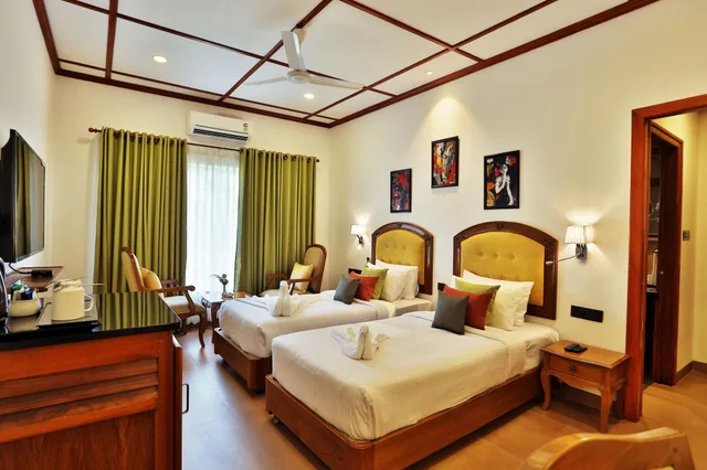 Deluxe Room Tower Wing، Backwater Ripples 1/4