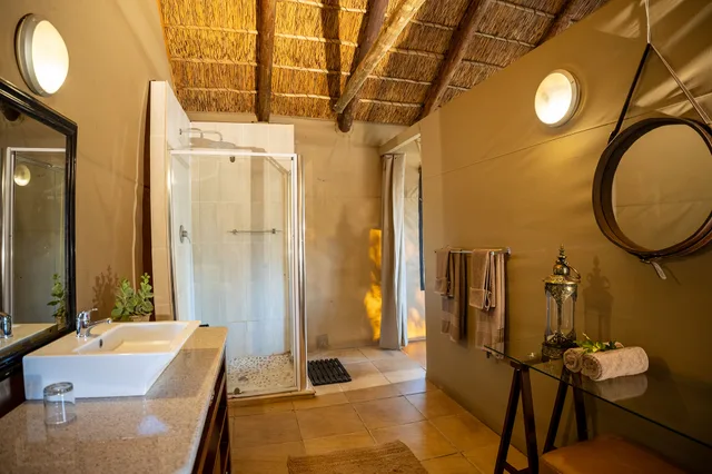 جناح فاخر، Chisomo Safari Lodge 8/8