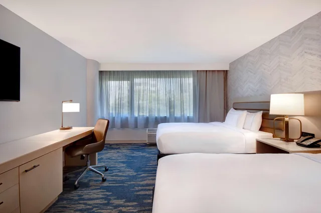 جناح لذوي الإعاقة، DoubleTree by Hilton Hotel LAX - El Segundo 5/10