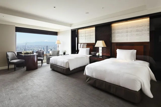 غرفة كلوب ديلوكس بسريرين منفصلين، The Ritz Carlton Tokyo 1/2