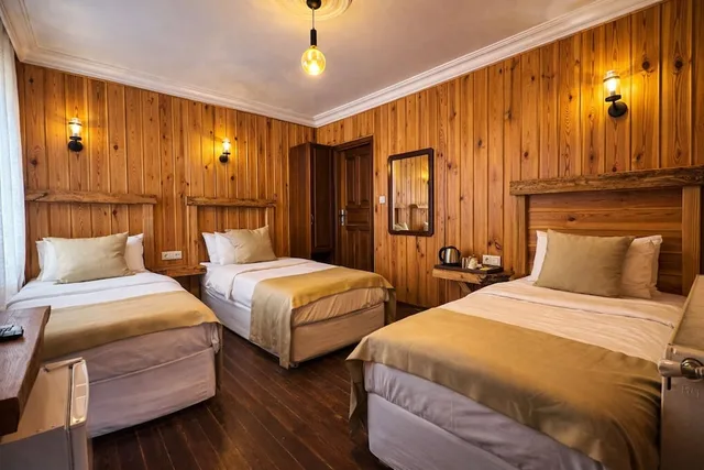 غرفة قياسية ثلاثية، Denizci Hotel 3/10
