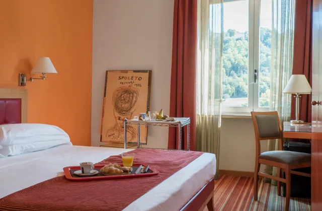 Smart, Twin Beds، Arca Hotel 2/4