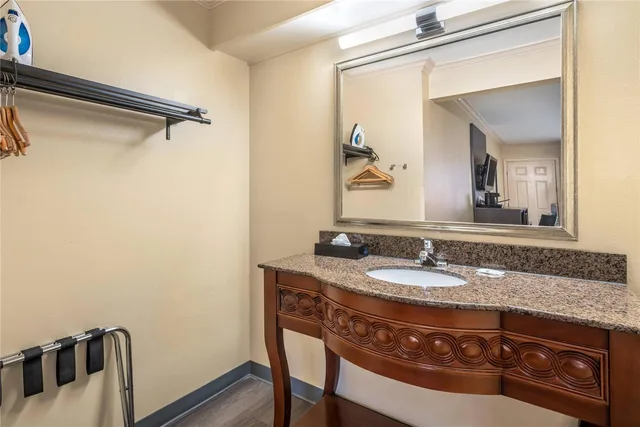 غرفة بسرير كينج لذوي الإعاقة، Quality Inn Klamath Falls - Crater Lake Gateway 5/5