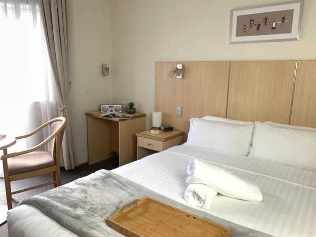 Connecting, Standard, 1 Single and 2 Double Beds، AIRPORT ASCOT MOTEL 4/8