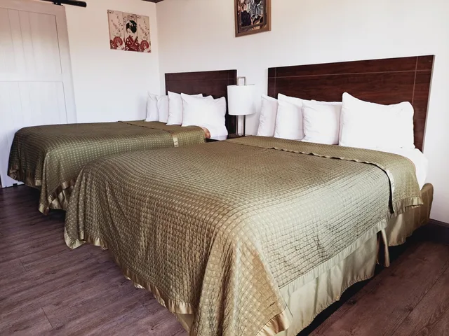 غرفة بسريرين كوين، Dunes Motel 2/3
