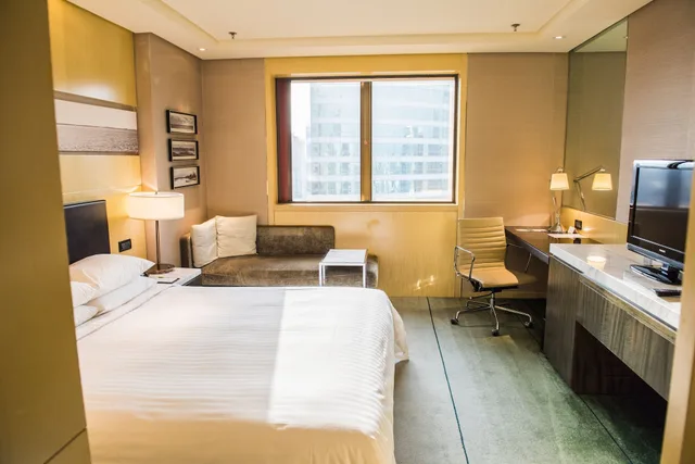 غرفة بريميير بسرير كينج، Courtyard Shanghai Pudong 1/5