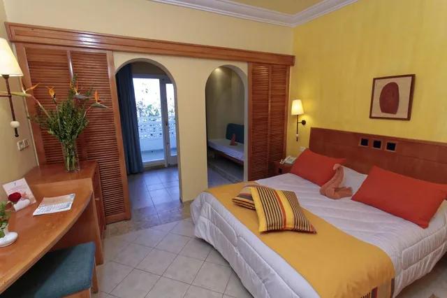 Standard, Quadruple, Mediterranee Thalasso Golf 1/1