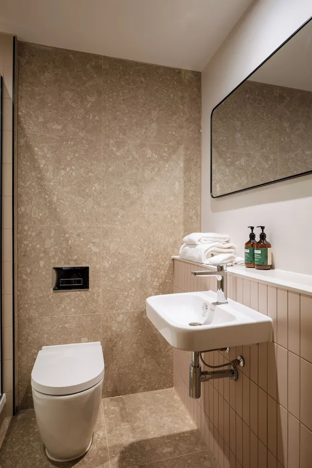 غرفة متصلة عائلية بسرير مزدوج وسريرين منفصلين، DoubleTree by Hilton Dunblane Hydro 6/6