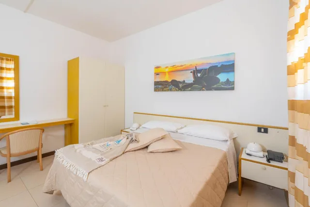 غرفة قياسية ثلاثية، Hotel Santa Lucia 1/10