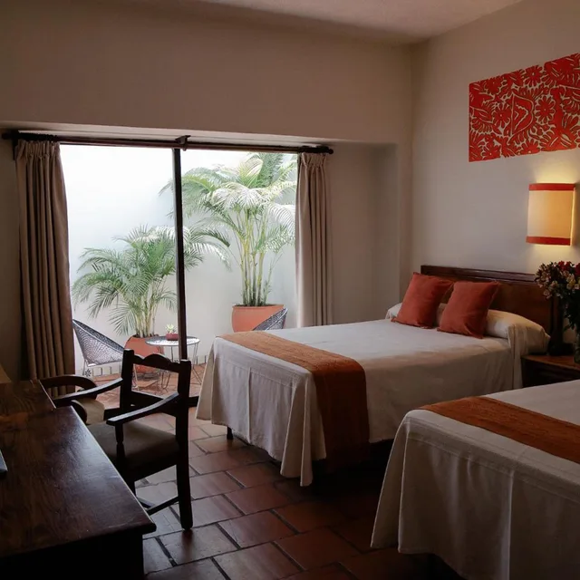 Room, Twin Beds, Terrace, Parador del Dominico 4/8