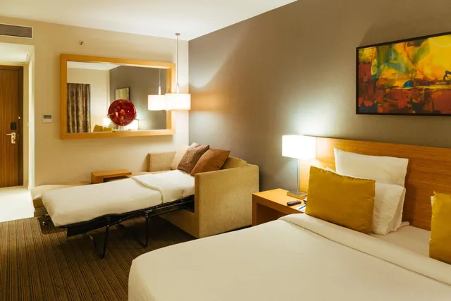 Superior, King Bed, Sofa, Laundry، Novotel Lucknow Gomti Nagar 4/6