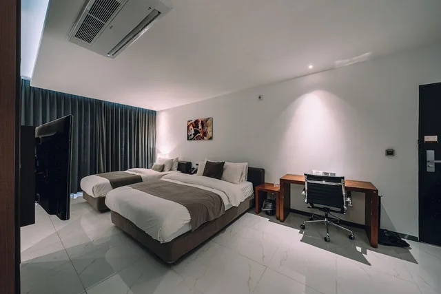 Garden, Family, 1 Queen and 1 Single Bed، The Classic Hotel 1/4