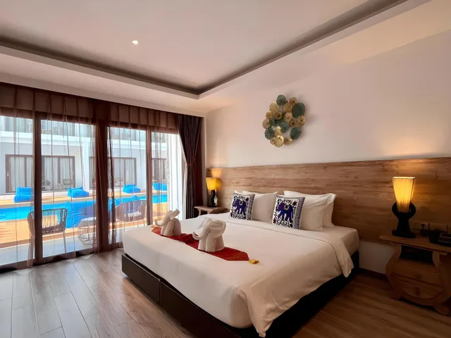 Grand, Deluxe, Double Bed, Pool Side، Royal Yao Yai Island Beach Resort 1/1
