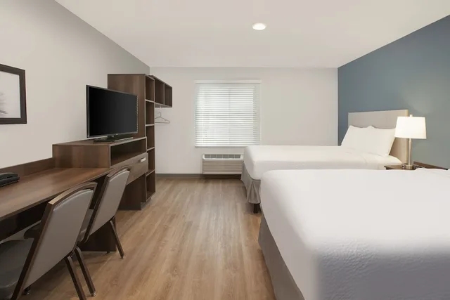 غرفة بسريرين كوين لذوي الإعاقة، WoodSpring Suites Washington DC Northeast Greenbelt 2/7