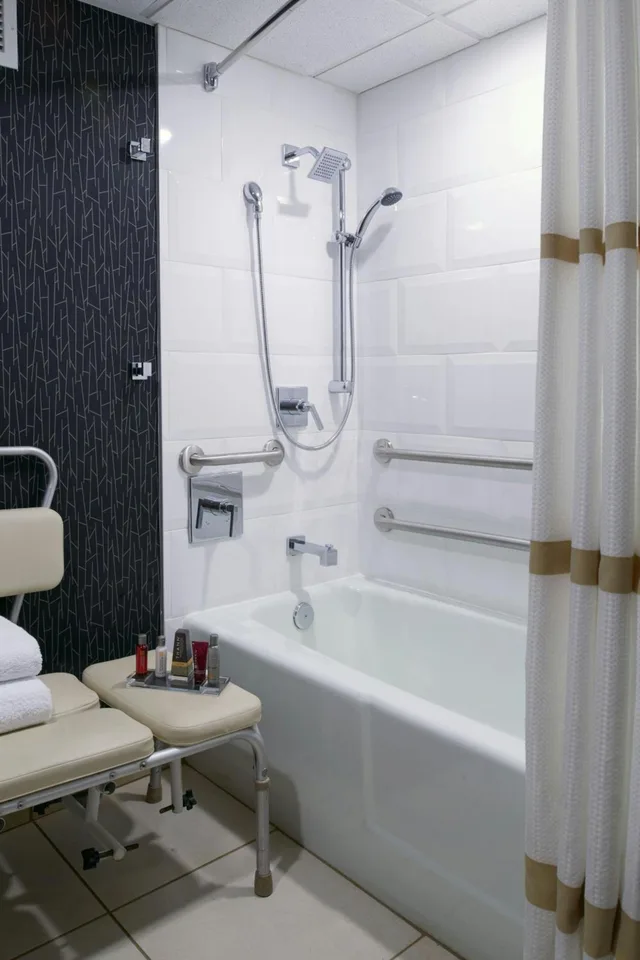 غرفة بسريرين مزدوجين، Kansas City Airport Marriott 10/12