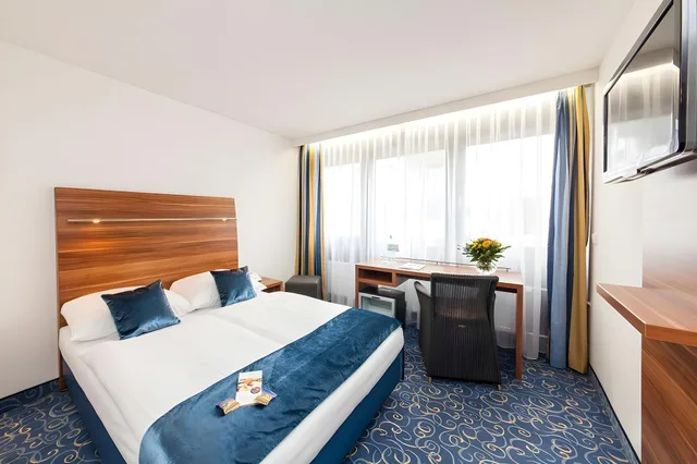 غرفة قياسية مفردة بسرير مزدوج، Hotel Strohgaeu 1/1