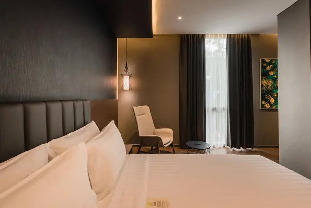Ashley, Queen Bed، Ashley Tanah Abang 1/5