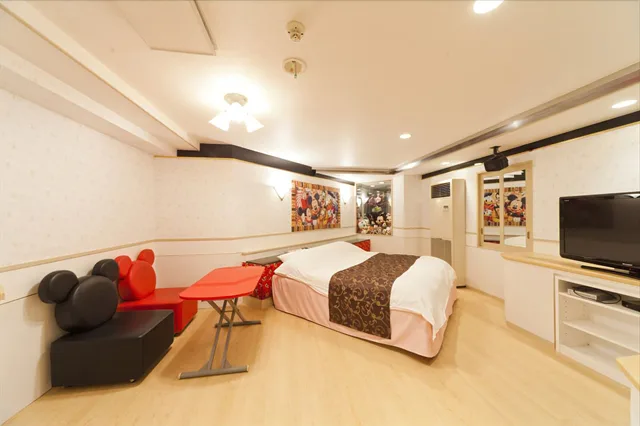 غرفة قياسية بسرير كينج، Hotel Fine Garden Okayama 1 1/2