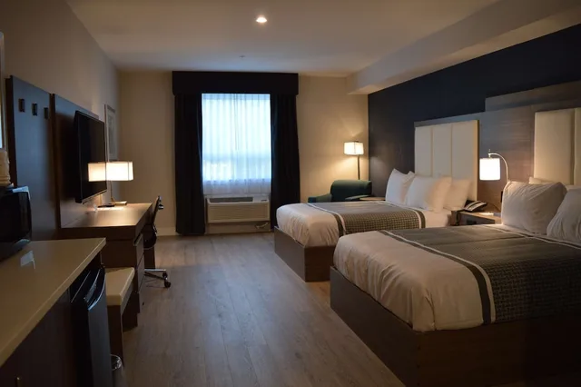 غرفة قياسية بسريرين كوين، Best Western Plus Gateway to the Falls 1/5