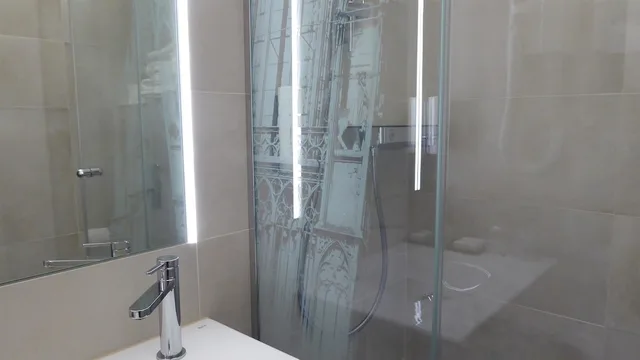 غرفة اقتصادية بسرير مزدوج، Hotel Cathedrale 2/2