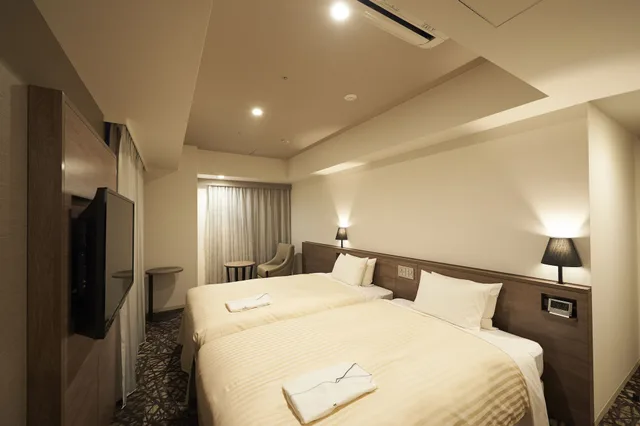 Adjoining, 3 Beds, Sofa, Smoking، SOTETSU FRESA INN GINZA-NANACHOME 1/2