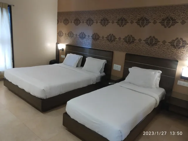 غرفة كلاسيكية عائلية، Matrix Inn Shirdi 1/1